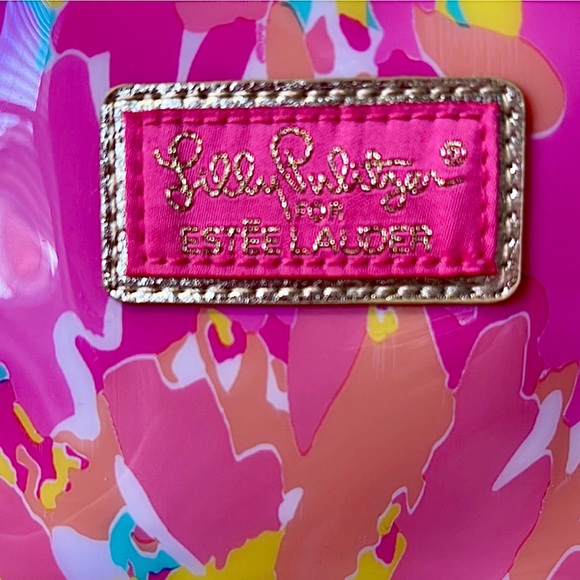 New Lilly Pulitzer Makeup Bag - Picture 4 of 4